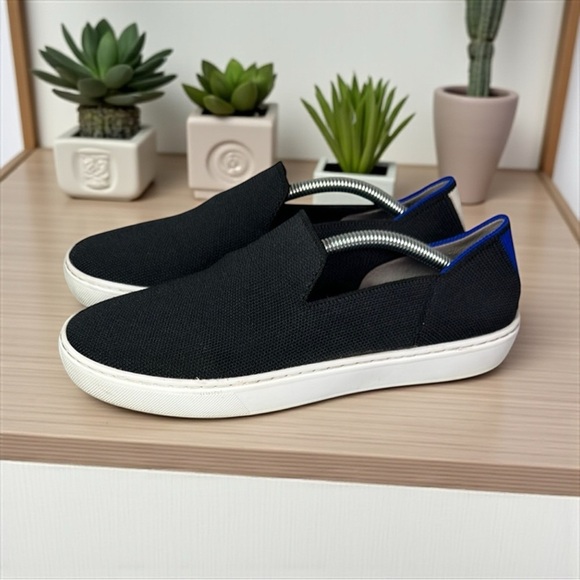 Rothy's The Original Black and White Slip-On Sneakers Women's size 7.5 - Picture 1 of 9